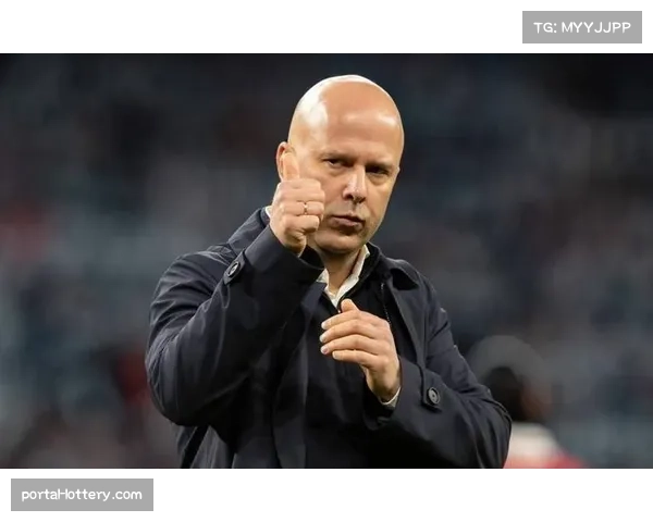 萨拉赫与斯洛特矛盾公开化：球星权力与教练权威的博弈