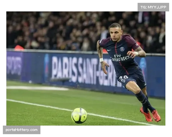 米兰左路爆破战术解析：特奥与萨勒马科尔斯如何撕裂对手防线