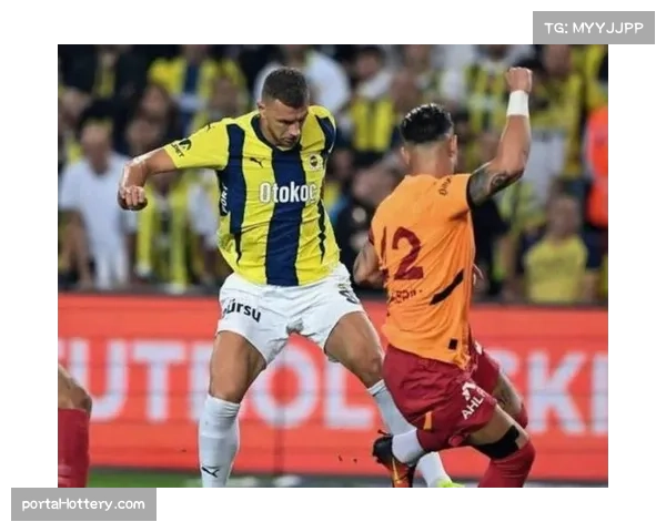 土耳其球迷泪洒球场：加拉塔萨雷20年后再胜尤文